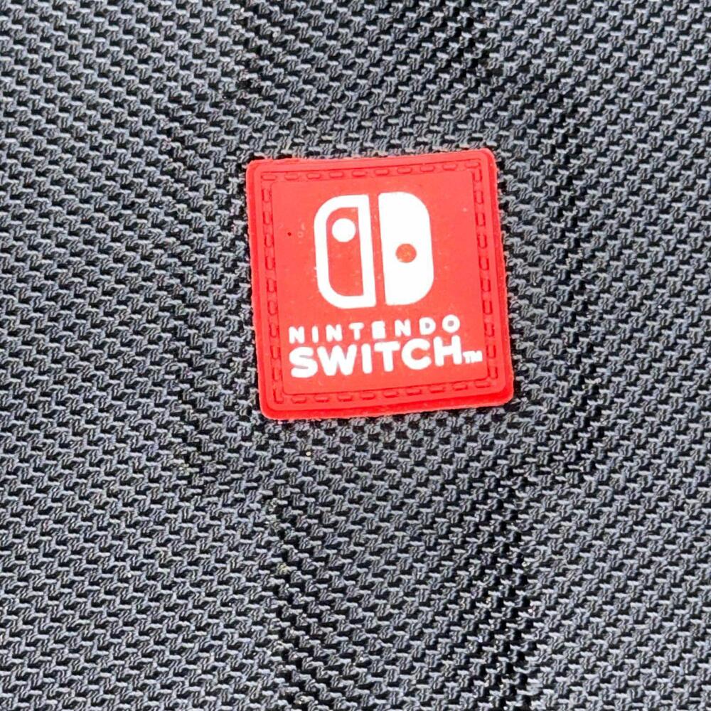 Nintendo Switch Carrying Case - Picture 2 of 6